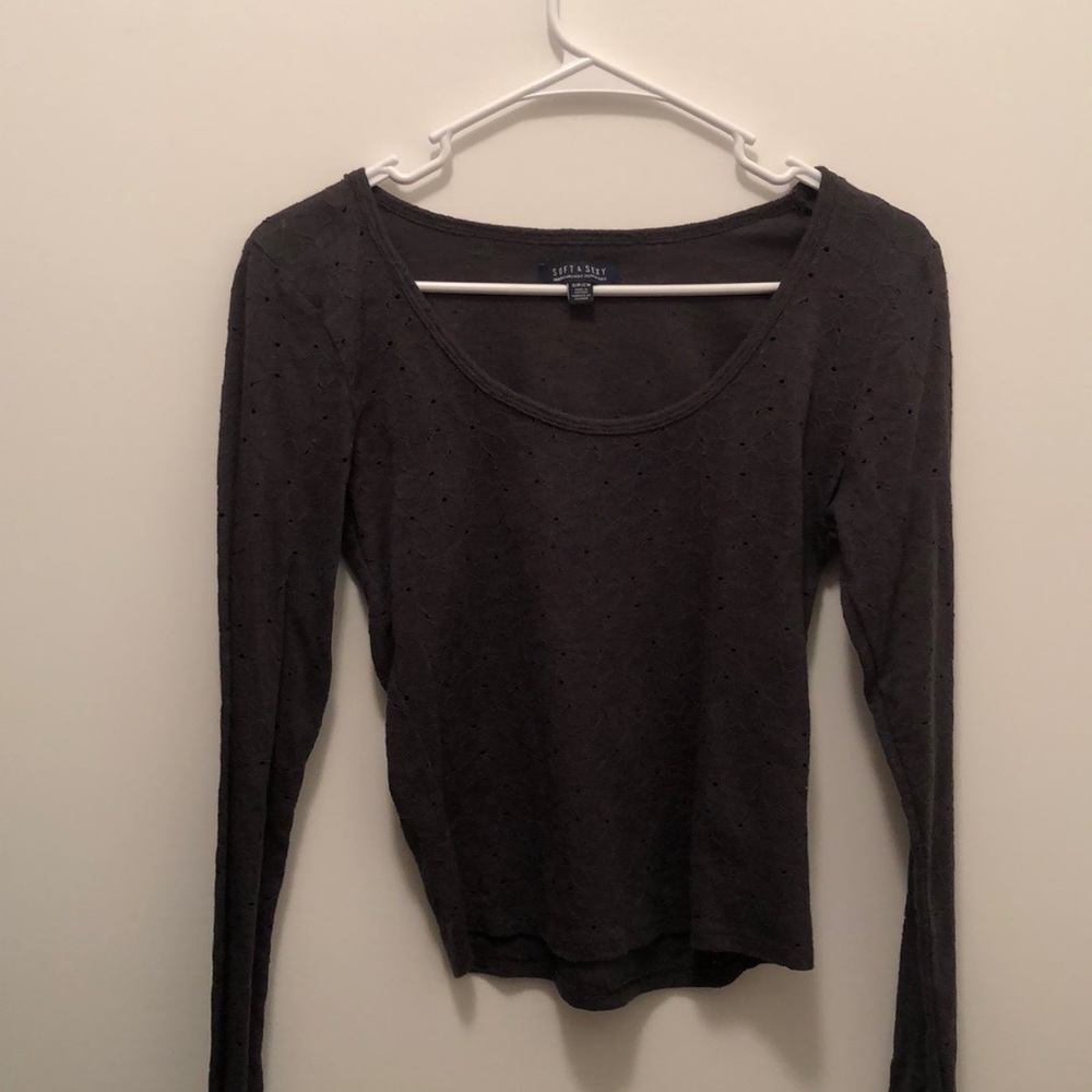 Grey top